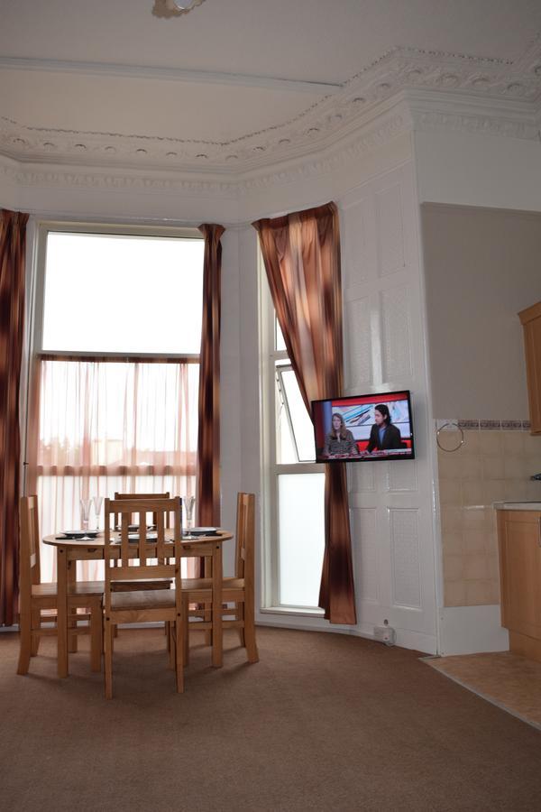 Tor Park Holiday Flatlets Torquay Exterior foto